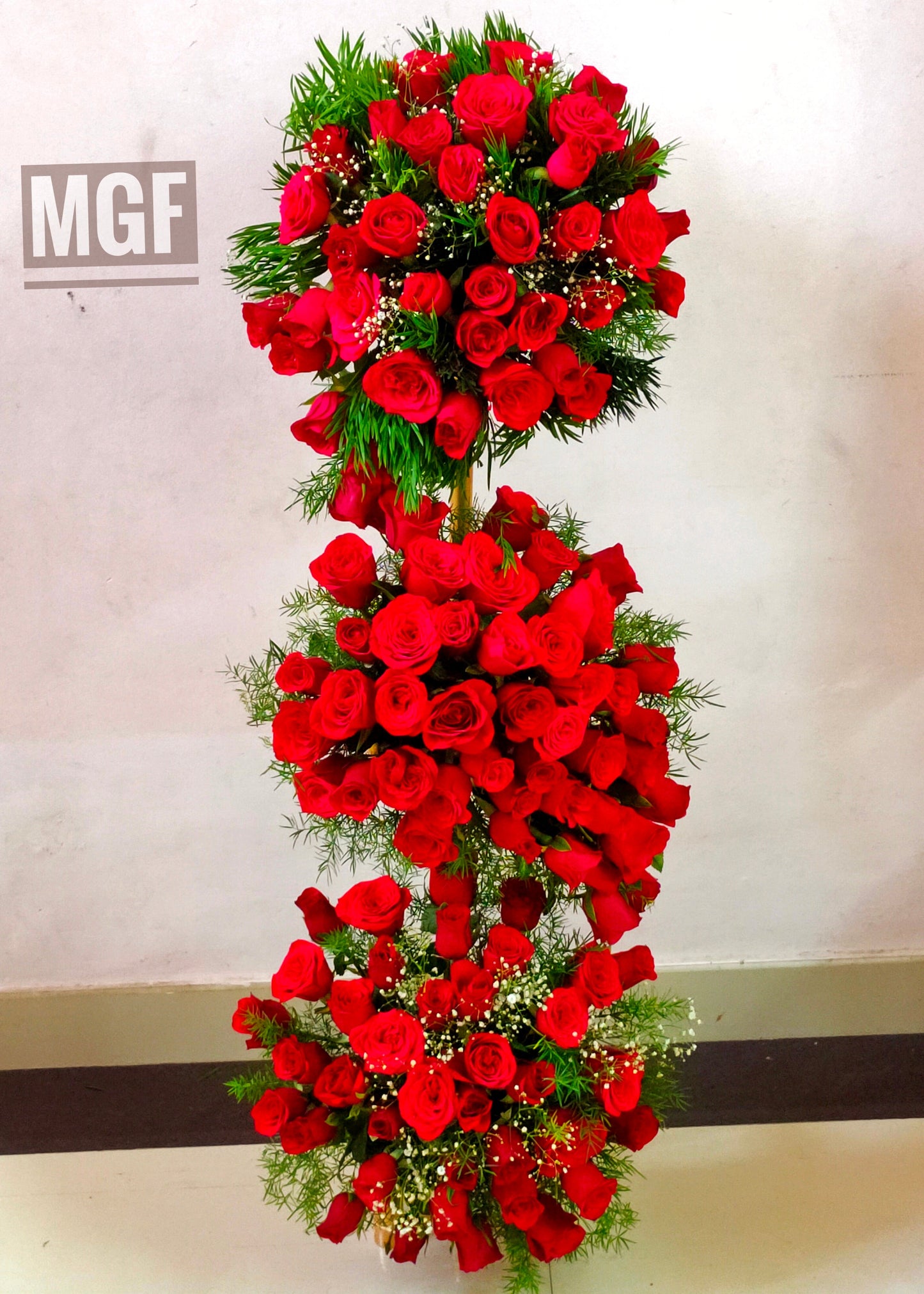 Red roses Stand arrangement