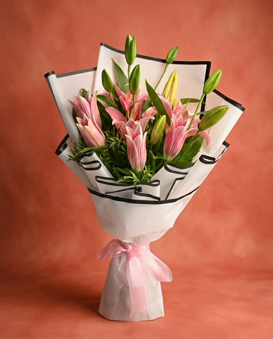 Pink lily blossom bouquet