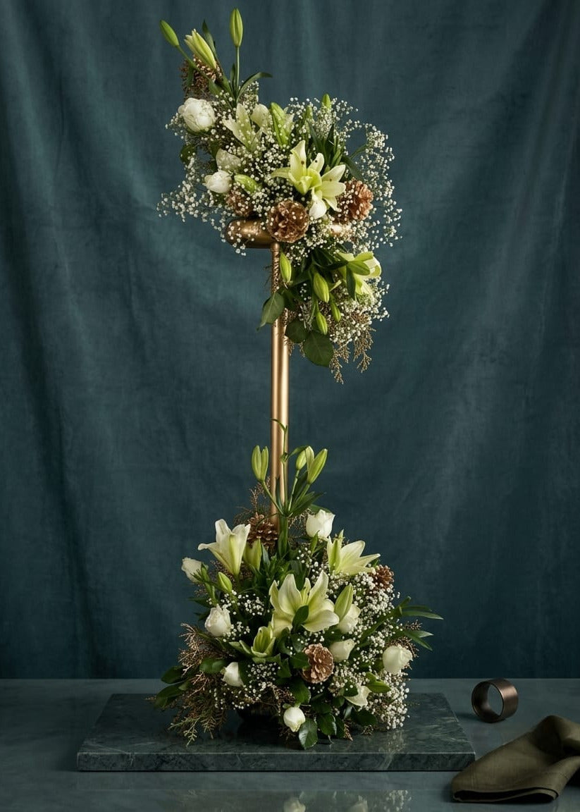 The Royal Lily & Gold Display