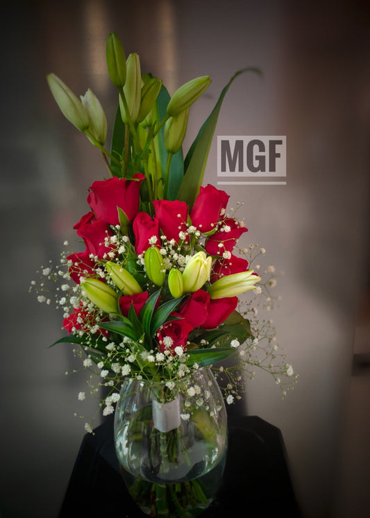 loveable vase