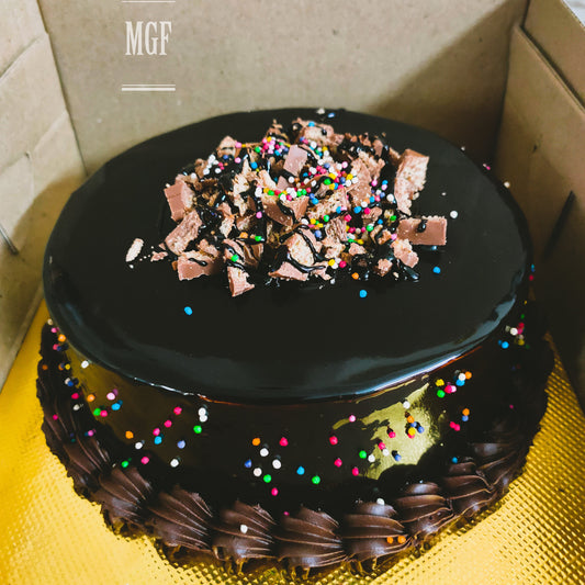 KitKat Chocolate cake