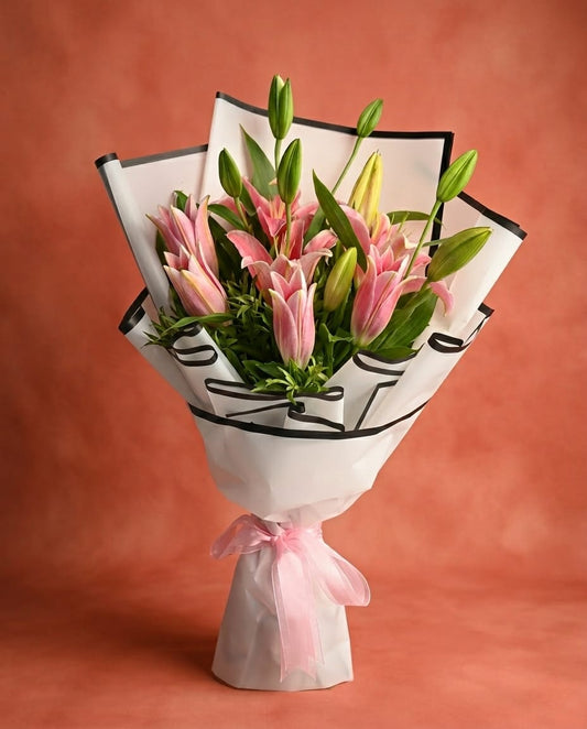 Pink lily blossom bouquet
