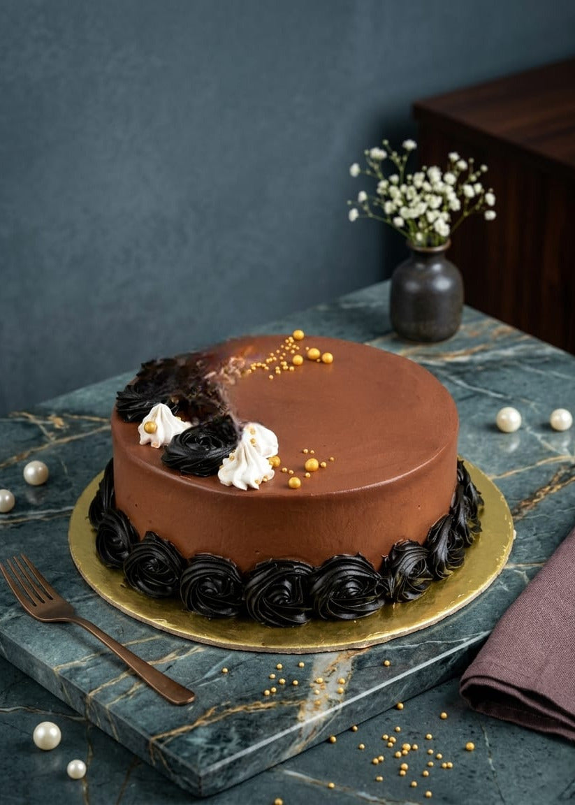 Designer Round Chocolate Cake