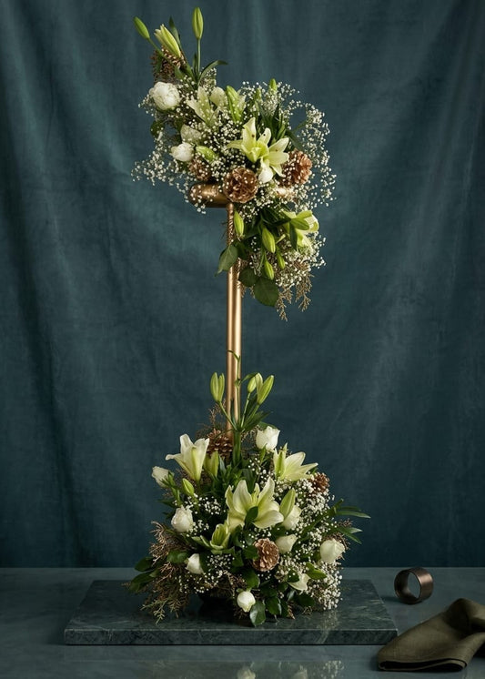 The Royal Lily & Gold Display